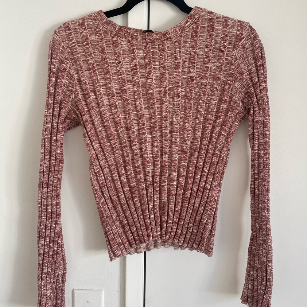 Ribbed pullover sweater